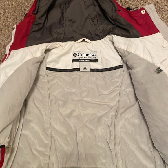 Columbia Woman’s ski jacket - Picture 3 of 8